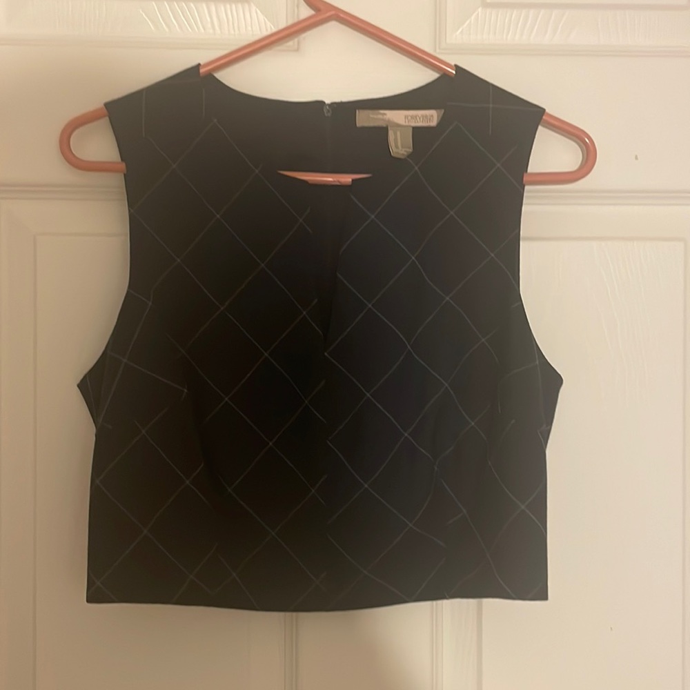 Very cute crop top